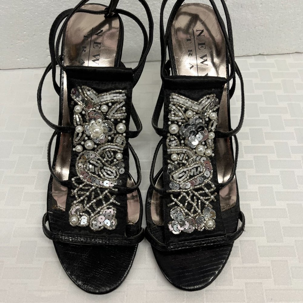 New York Transit Shoes sz 7M Black Open Toe Sandals 3" Heel Sequins etc. on Top